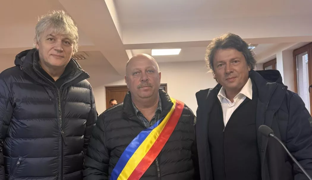 Iusein Visel a depus jurământul și a devenit oficial primar al comunei Dobromir - site-1769161046.webp
