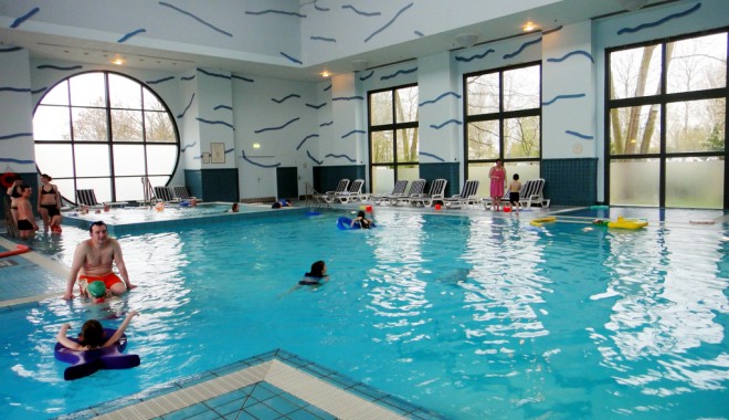 Când ne poate afecta clorul din piscină - siteclorpiscina-1405343678.jpg