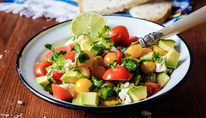 Rețete de salate pentru serviciu - siteretetesalate-1404137276.jpg