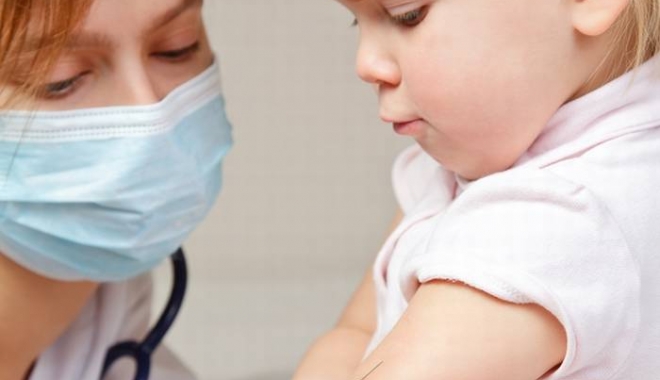 Părinții vor să își vaccineze copiii, dar vaccinurile lipsesc. Autoritățile dau din umeri - situatievaccinuri-1485508500.jpg