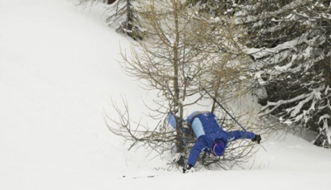 Un schior de 19 ani și-a pierdut viața pe pârtie - ski92778600-1356789246.jpg