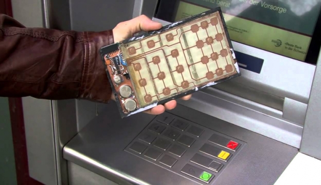 Bine de luat aminte! Cum vă golesc escrocii conturile fără să știți - skimming1-1483030698.jpg