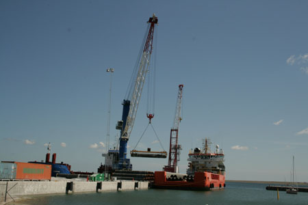 Gazoductul Nord Stream va fi pus în funcțiune la 8 noiembrie - slitenorthstream3-1317644793.jpg