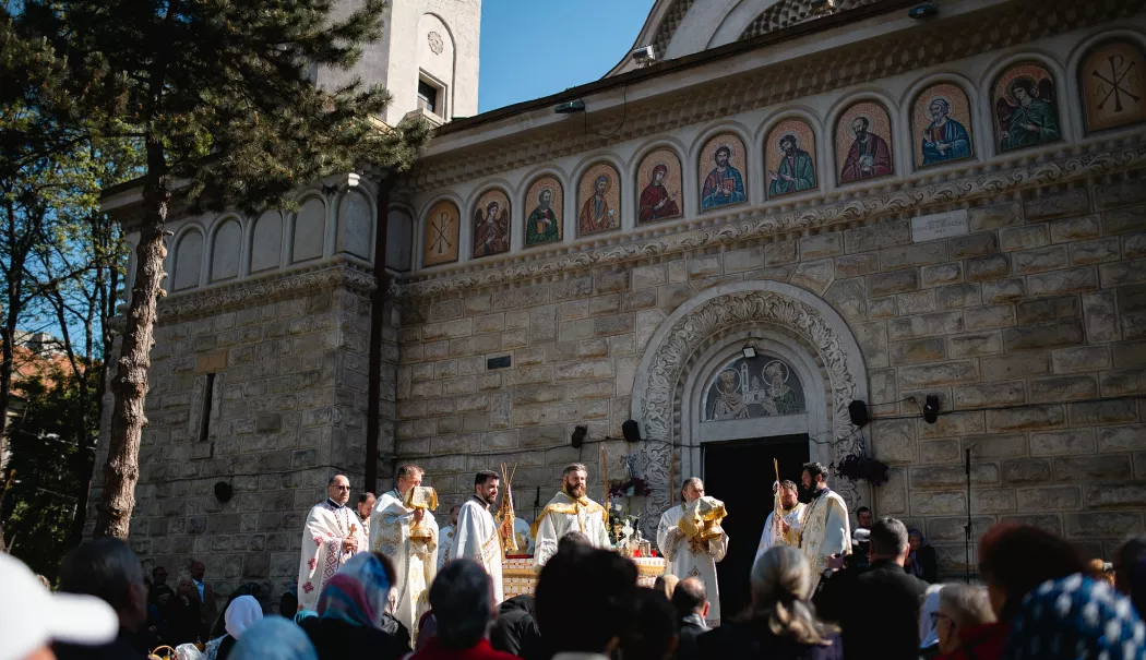 IPS Teodosie oficiază slujbe speciale dedicate Înălțării Domnului și Sfinților Constantin și Elena