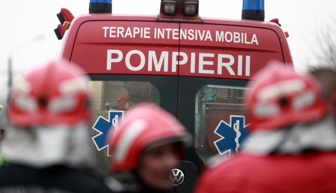 ACCIDENT GRAV: 4 persoane au murit și mai multe au fost rănite - smurd-1479829701.jpg