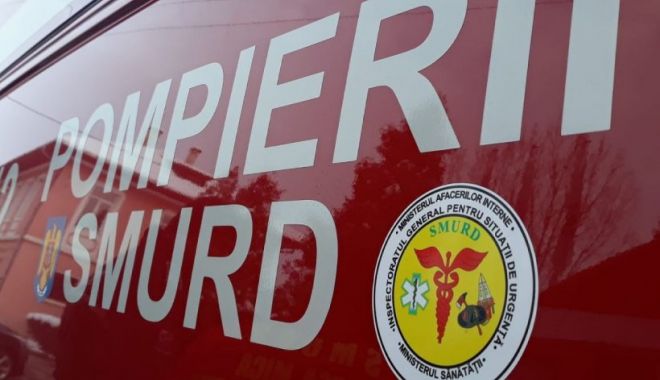 Un bărbat s-a aruncat de la etajul patru cu un copil în brațe - smurd-1641402023.jpg