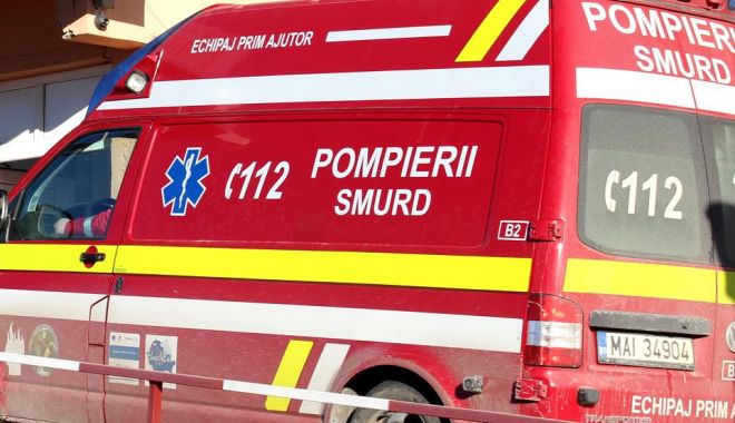Maşină intrată în stâlp, la Constanţa! O victimă - smurd-1655802540.jpg