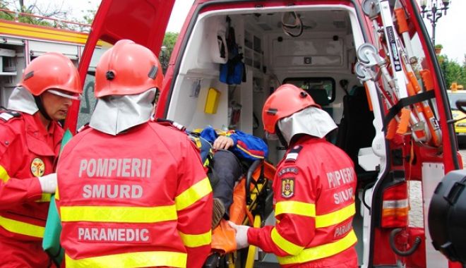 Explozie la fabrica de armament din Băbeni. O persoană a murit, alți angajați ai uzinei sunt răniți - smurd11-1558012906.jpg