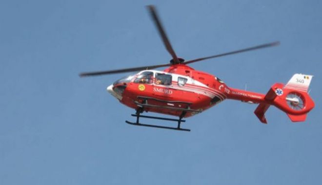 Accident pe Autostrada Soarelui. O mașină s-a răsturnat într-un șanț - smurdnexsjltgz21000x600-1558162670.jpg