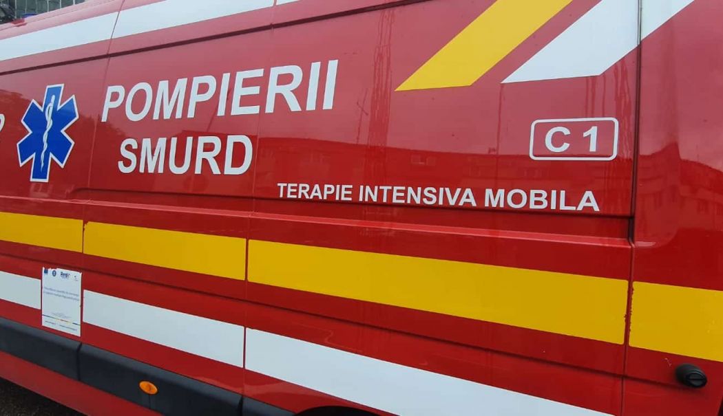 Accident rutier în această dimineață, pe strada Izvorului din Constanța - smurdtim1-1738912491.jpg