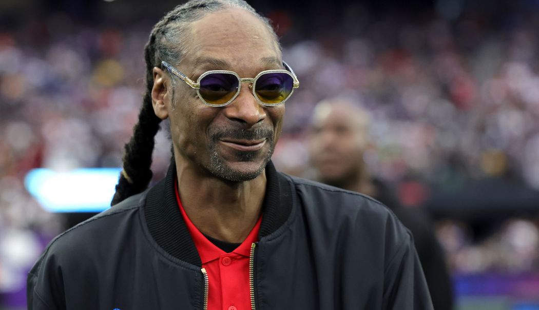 JO 2024: Celebrul rapper Snoop Dog va purta flacăra olimpică la Paris - snoop-1721718481.jpg