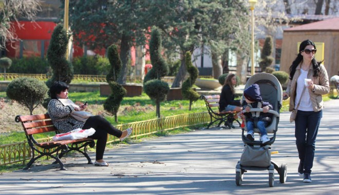Soare și maxime de 21 de grade Celsius, astăzi, la Constanța. La noapte vin ploile - soaresimaxime-1398187044.jpg