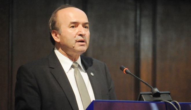 Soarta ministrului Justiției, Tudorel Toader, decisă de PSD - soartaministruluijustitieitudore-1491140163.jpg