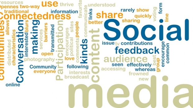 Mesajele postate pe Facebook le-au adus ani grei de închisoare - socialmedia21740100-1350488324.jpg