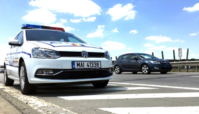 Șofer fără permis, urmărit de polițiști pe Autostrada Soarelui, oprit la podul Fetești - sofer-1504022254.jpg