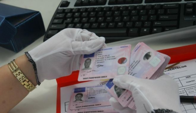 Un bărbat a prezentat polițiștilor un permis de conducere emis pe numele unei femei - sofer-1646843744.jpg
