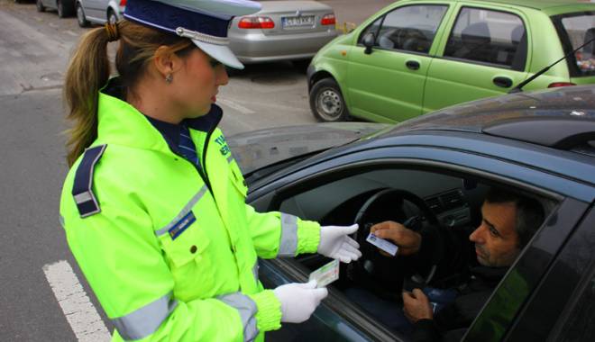 Șoferi penali pe străzile din Constanța - soferipenalipestraziledinct-1416247613.jpg