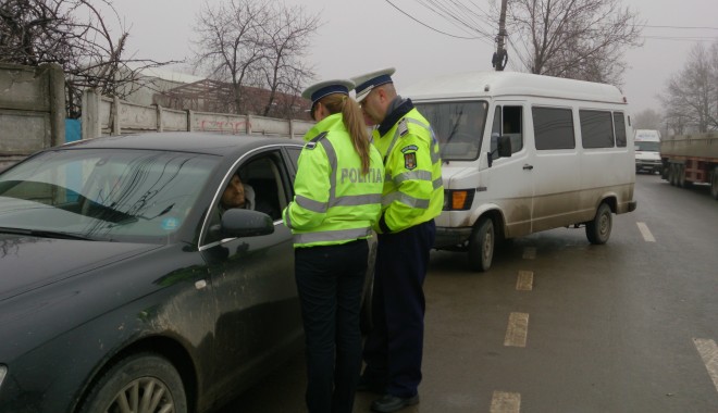 Șoferi prinși pe picior greșit - soferiprinsipepiciorgresit-1395819305.jpg