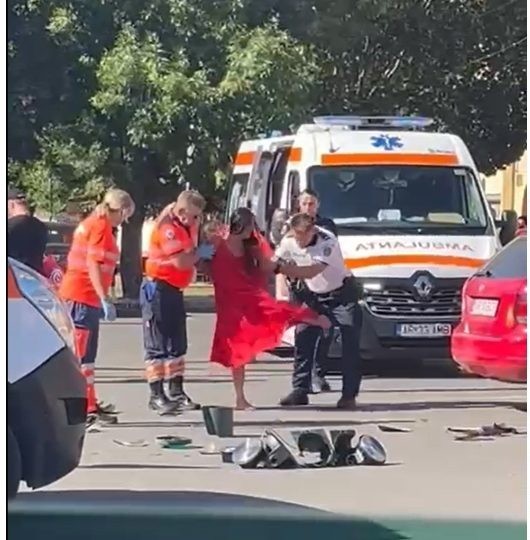 O șoferiță beată a accidentat o femeie și doi copii. La sosirea polițiștilor a făcut scandal - soferitaretinuta1060x540-1751437409.jpg