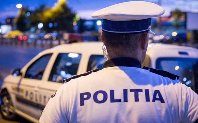 Controale asupra conducătorilor auto care transportă persoane. Ce nereguli au fost identificate
