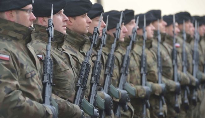 Guvernul deschide calea degradărilor militare din perioada comunistă. Generalii vor deveni soldați - soldati36132300-1520024279.jpg