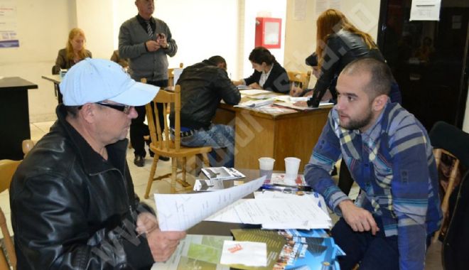 Șomerii neșcolarizați predomină în întreaga țară - someri-1542907210.jpg