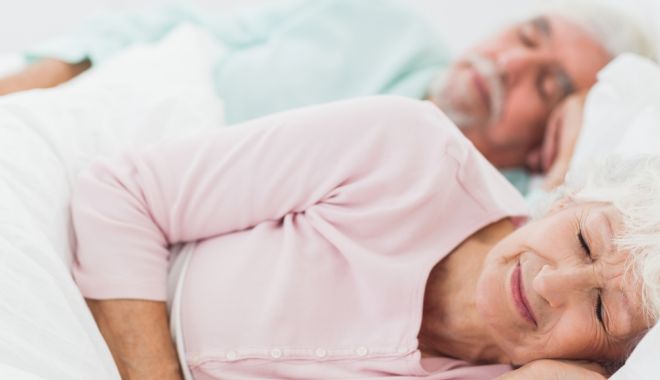 De ce bătrânii dorm mai puțin? De vină poate fi o boală! - somnvarstnici1-1624978942.jpg