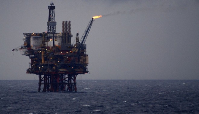 Sonda săpată de Exxon și Petrom în Marea Neagră indică prezența gazelor naturale - sonda-1328286145.jpg
