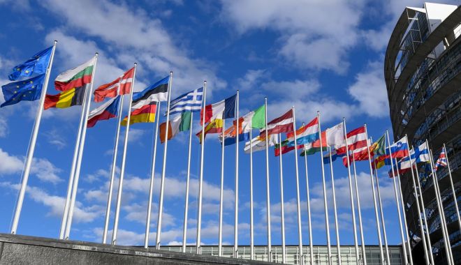 Sondaj: Europenii vor o Uniune mai eficientă şi mai transparentă - sondaj-1639682902.jpg