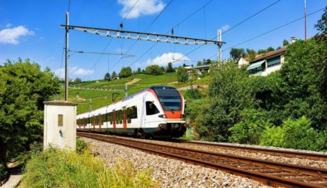 Sorin Grindeanu anunță achiziția de trenuri electrice care pot atinge 200 km/h și ilustează cu poze din Elveția - sorin-1660572650.jpg
