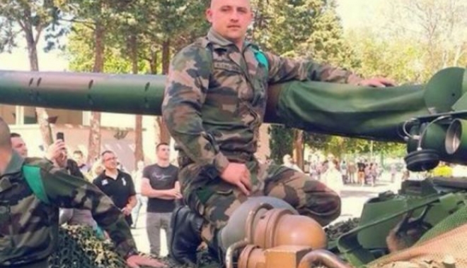 Tragedie în Africa. Un tânăr român care lupta în Legiunea Străină a murit în timpul unui antrenament - sorinlipovan-1510477598.jpg