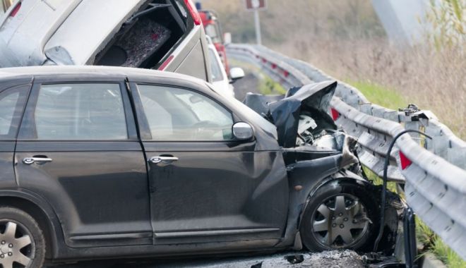 Vineri, ziua cea mai neagră pe șoselele din România, cu peste 770 accidente grave - sosea-1669371367.jpg