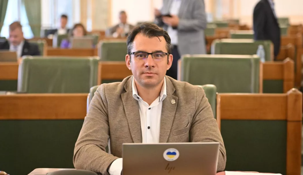 Senatorul Ștefan Pălărie: Tăierea cheltuielilor din administrație nu mai poate fi amânată