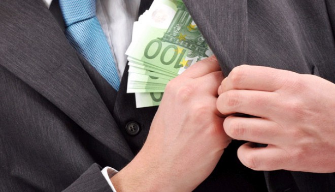 Șpagă de 37.000 de euro în Portul Constanța - spagacopy-1334073450.jpg