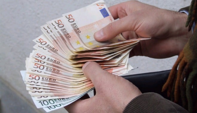 Spații comerciale închiriate pe șpăgi grele, la Eforie! - spagaeforiecopy-1341341433.jpg