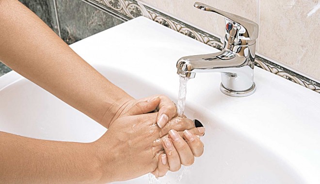 Avarie CET/ Vezi aici unde nu va fi apă caldă mâine - spalaremainishutterstoc85000000-1350306513.jpg