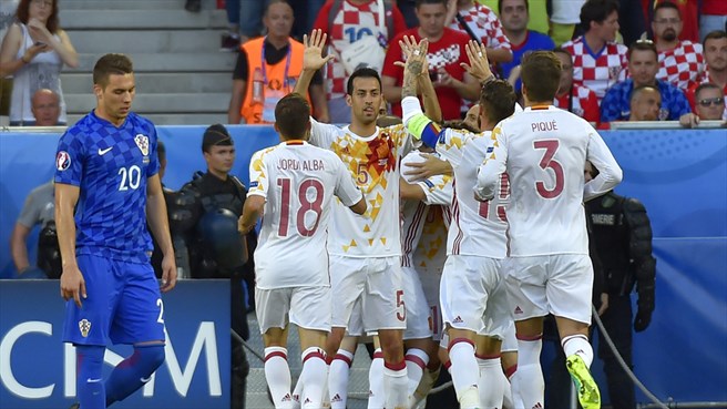 Croația învinge Spania și câștigă grupa D. În optimi Spania – Italia - GALERIE FOTO - spania5-1466582688.jpg