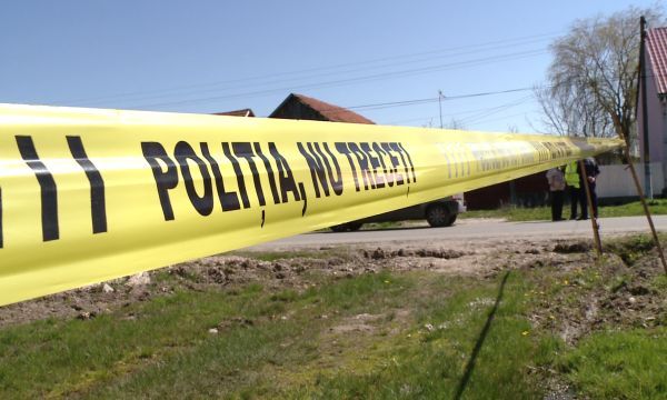 Mesaje îndurerate după ce un tânăr s-a spânzurat într-o pădurice. 