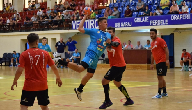 Spectacol în liga secundă. AHC Dobrogea Sud ll vs. HC Farul - spectacol-1487959302.jpg