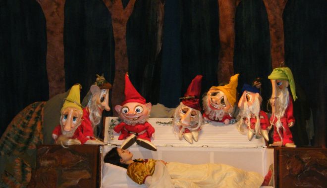 Albă ca Zăpada invită copilașii de peste patru ani la teatru - spectacolcopii-1627322304.jpg