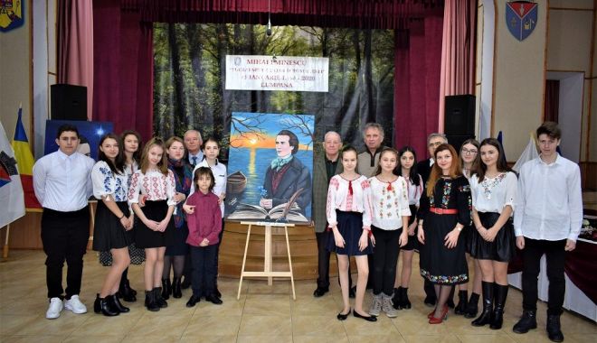 Poetul Mihai Eminescu, omagiat la Cumpăna - spectacolcumpana1-1579118795.jpg