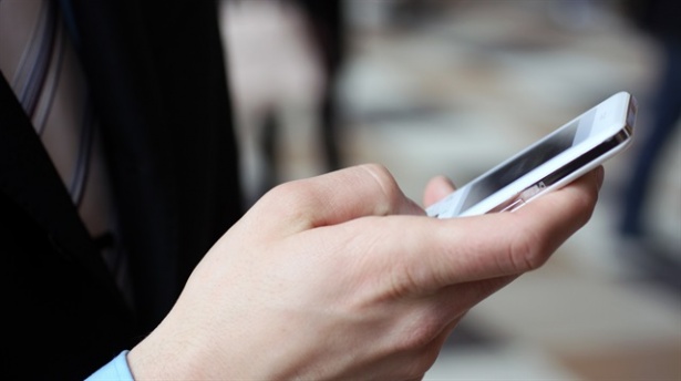 Spionul care i-a trimis din greșeală un sms islamistului pe care îl fila - spion-1507967555.jpg