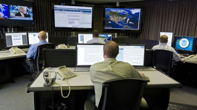 BBC și-a spionat angajații de 140 de ori în ultimii cinci ani - spioni-1388484047.jpg
