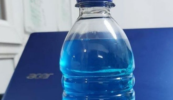 Afaceri ilegale pe seama Covid-19: diluant și lichid de parbriz în loc de spirt! - spirtsursapolitiaromana-1585080513.jpg