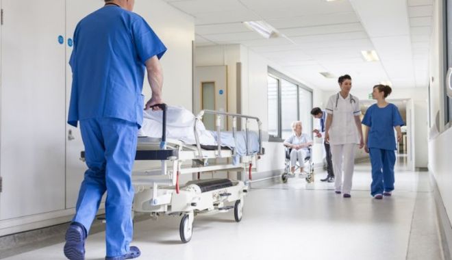 Un șofer român de camion, infectat cu coronavirus, este în stare gravă într-un spital din Spania - spital-1584350713.jpg