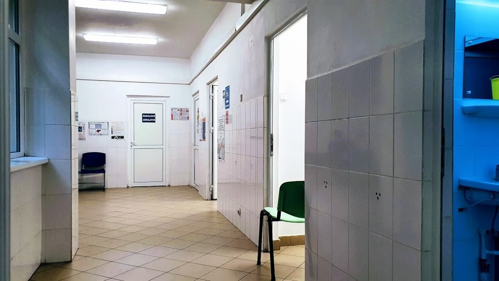 Scene violente la spital. Membru al Clanului Duduianu, reținut după ce și-a agresat concubina - spital-1760013284.jpg