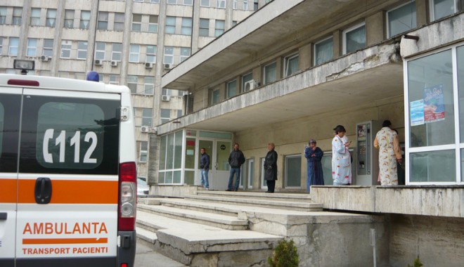 Mii de posturi deblocate în spitale - spital1342466685-1408968181.jpg