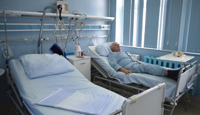 Căldură pentru bolnavii internați la Spitalul Județean Constanța. A fost pornită centrala termică - spitalcardiologiepacienti2-1507120386.jpg