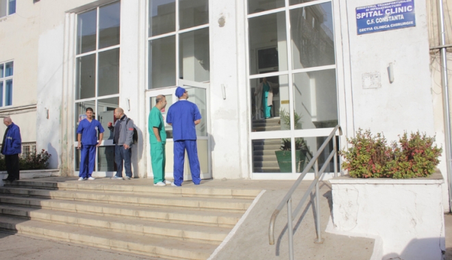 Dezastru la Spitalul CF Port. Bolnavii vin cu sacoșa de medicamente și mâncare de acasă - spitalcfrportsediu6-1503331452.jpg