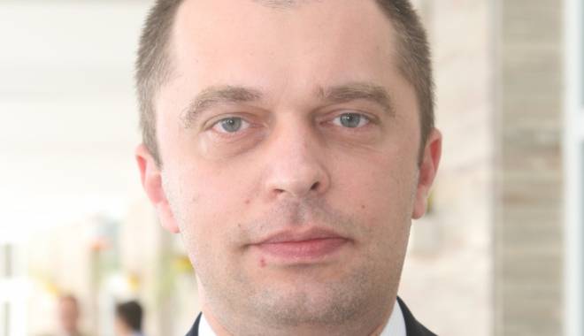 Dr. Florian Stoian : 